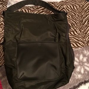 Lululemon shoulder bag EUC